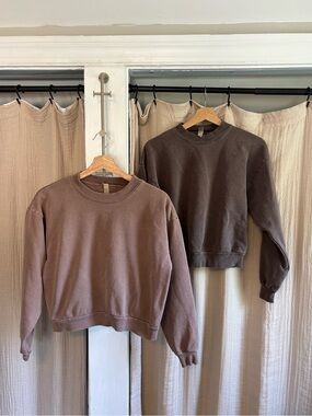TWO Los Angeles Apparel Heavyweight Fleece Cropped Sweatshirts- XS